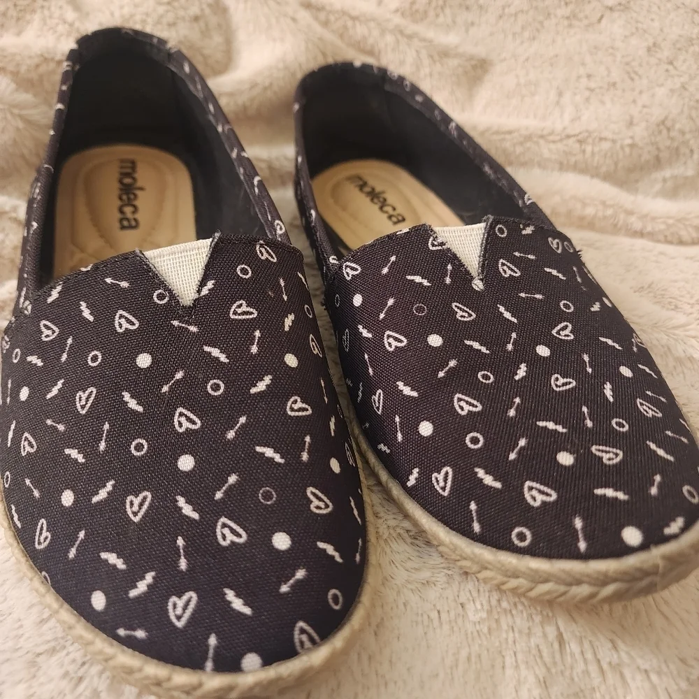 Moleca Slip On Shoes-7